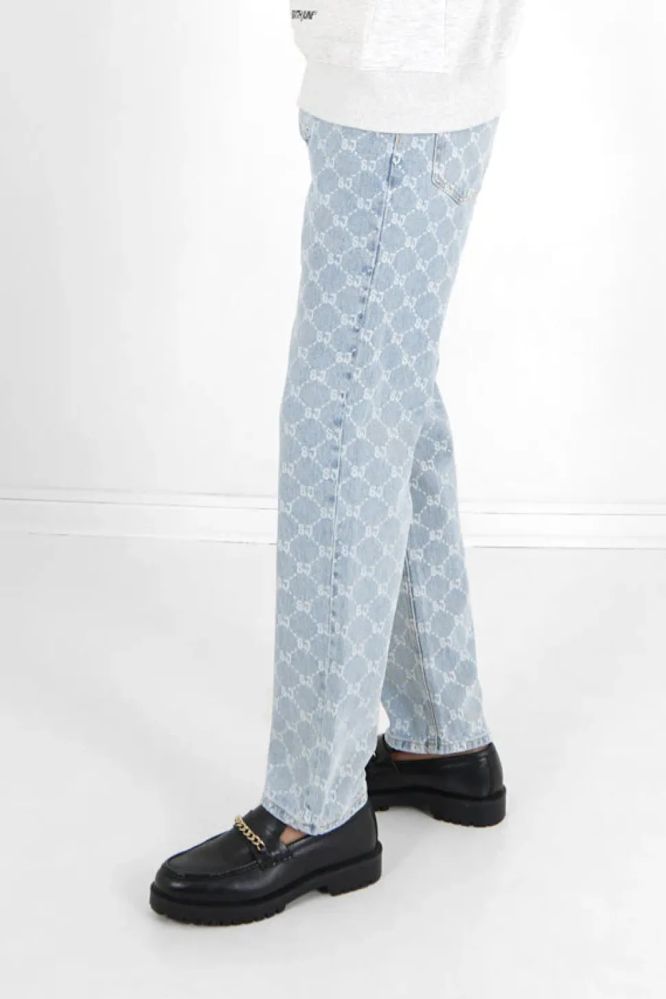 Jean Droit Monogramme Delave Bleu