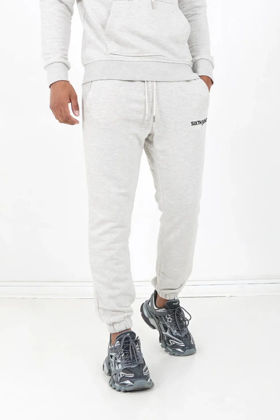 Jogging + Sweat Capuche Logo Brode Gris Clair