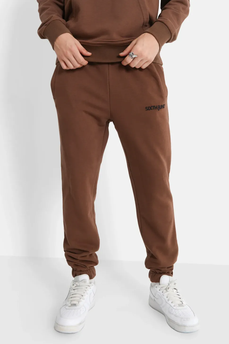 Jogging + Sweat Capuche Logo Brode Marron