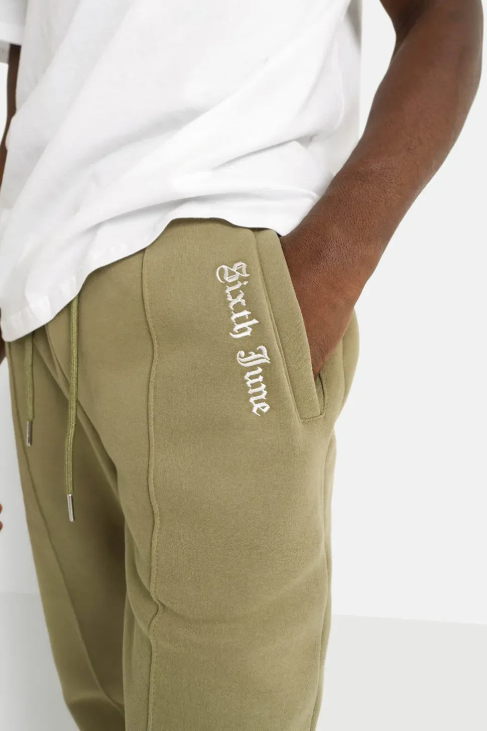Jogging Broderie Gothique Vert Kaki