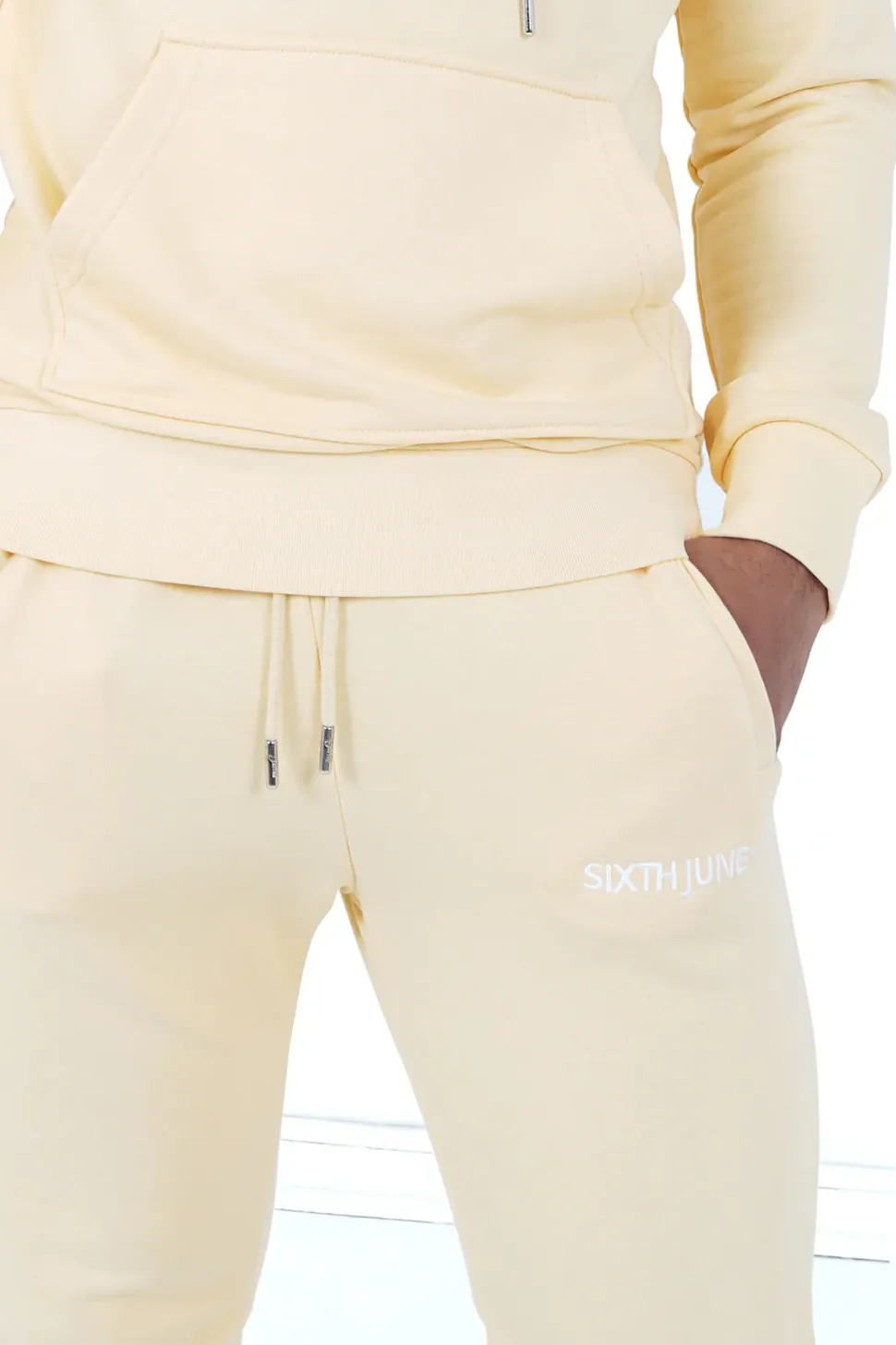 Jogging Soft Logo Brode Jaune
