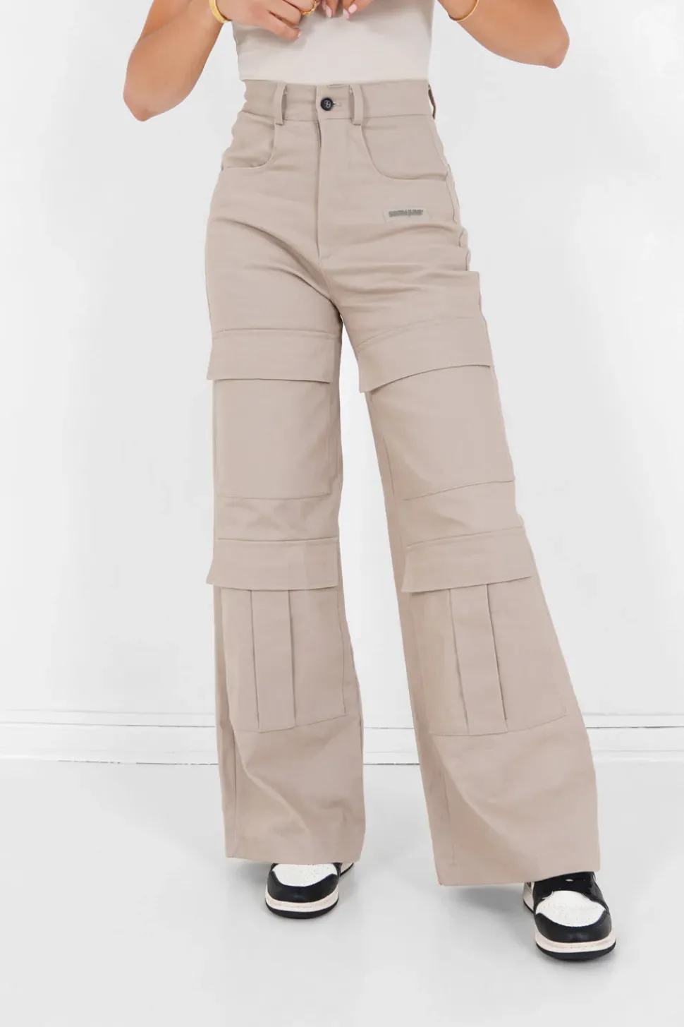 Pantalon Droit Poches Cargo Beige