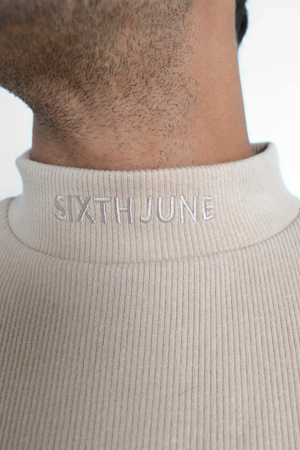 Pull Maille Logo Brode Beige