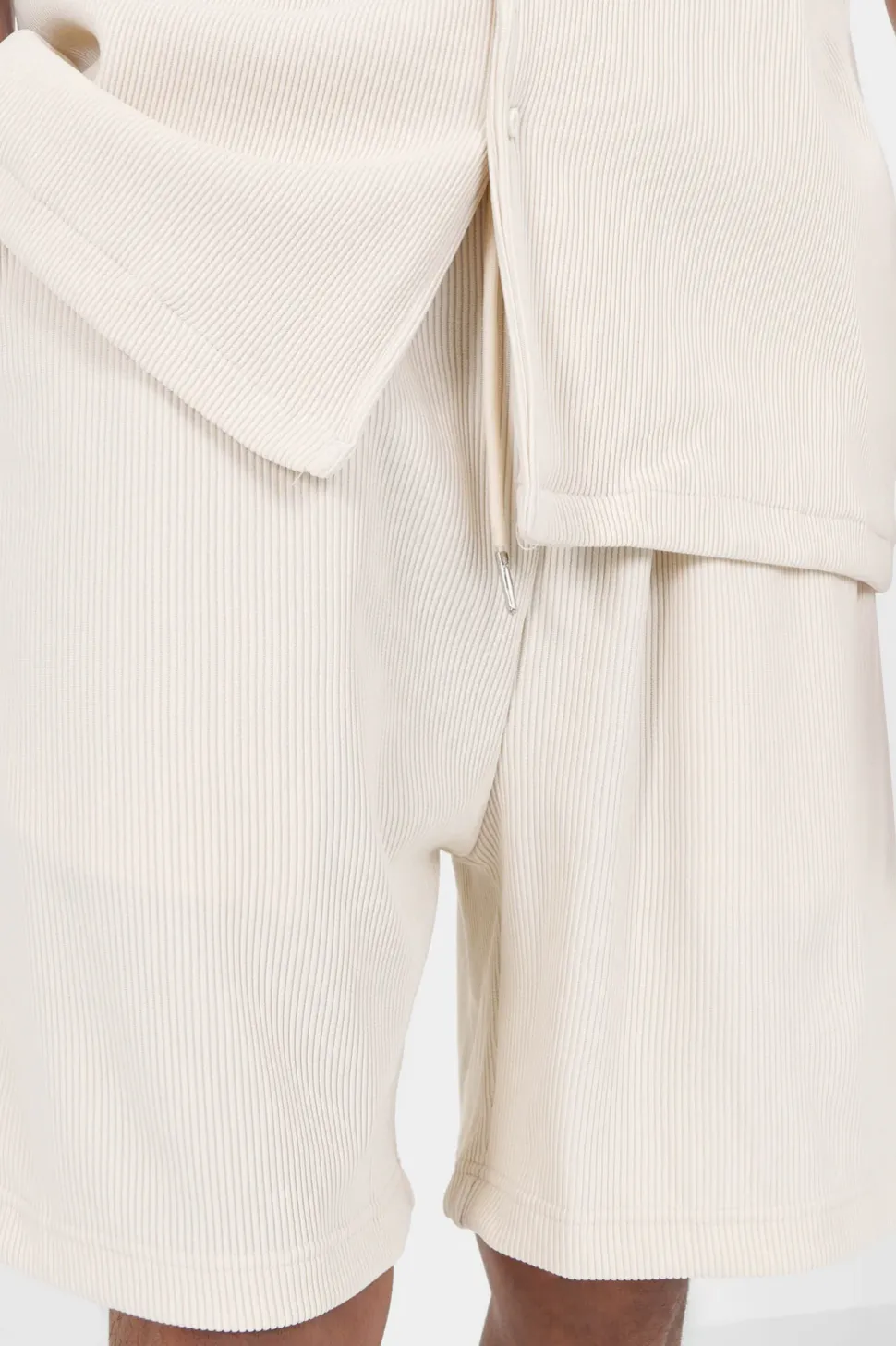 Short Fluide Plisse Beige