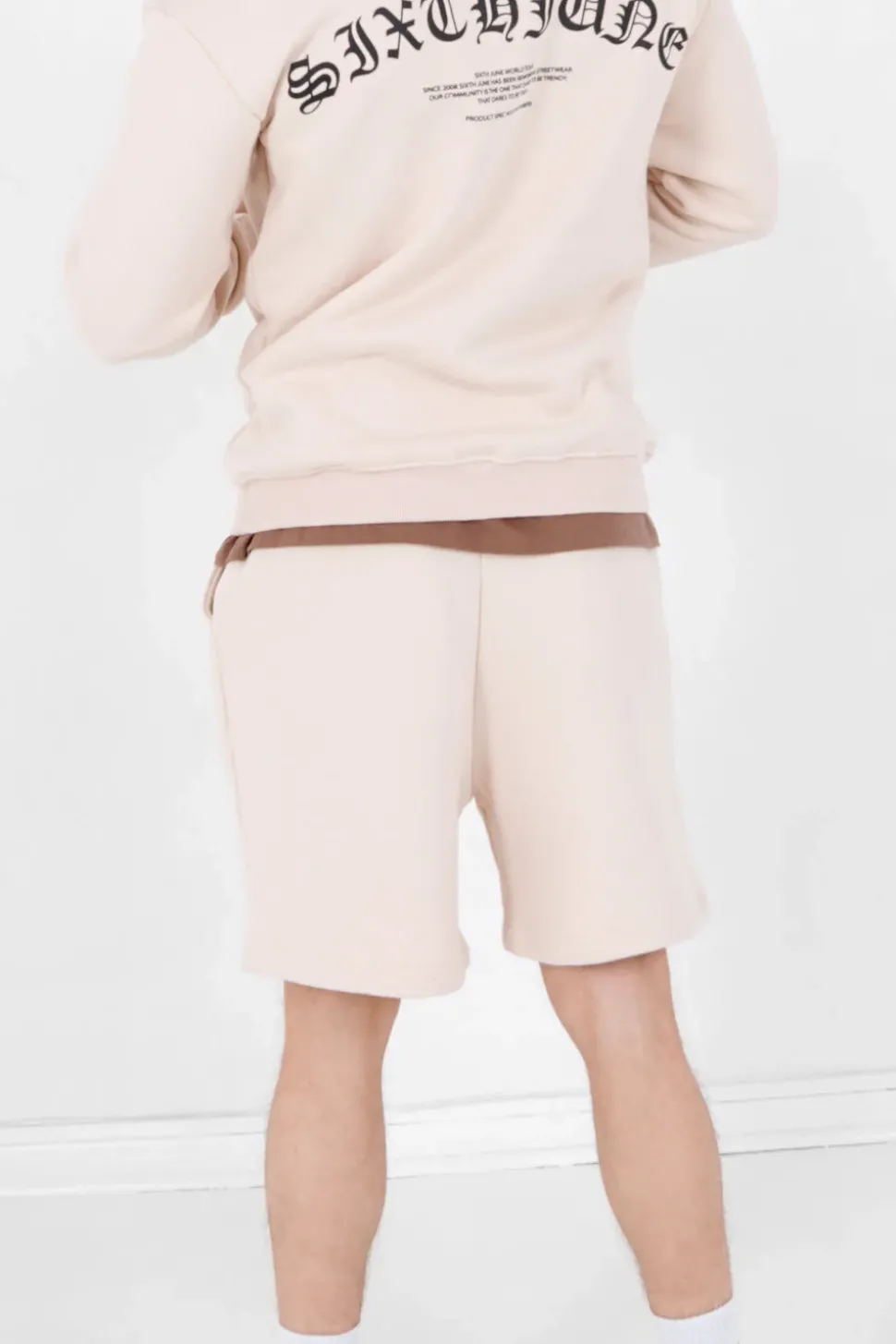 Short Logo Incurve Gothique Beige