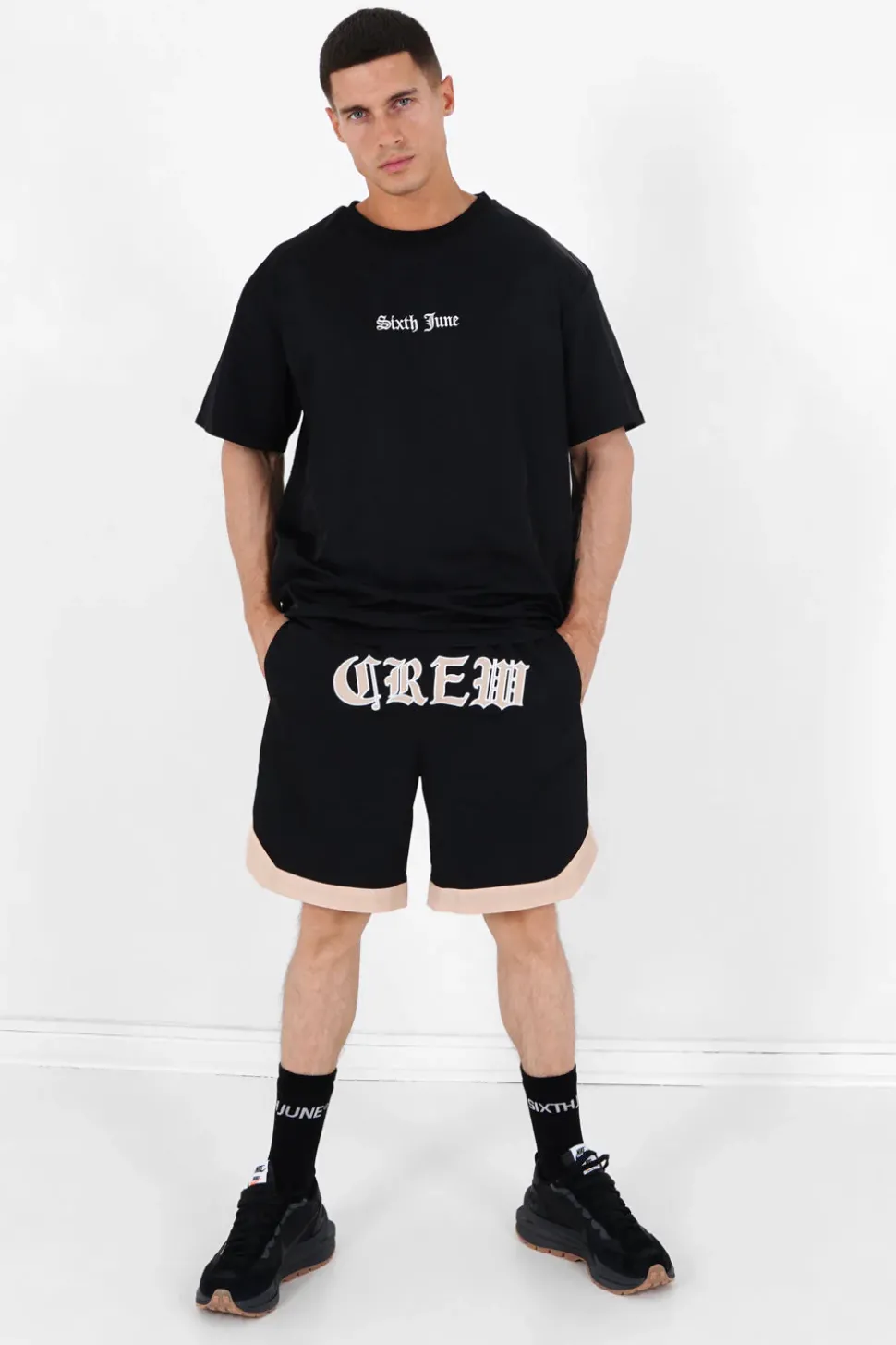 Short Oversize Gothique Noir
