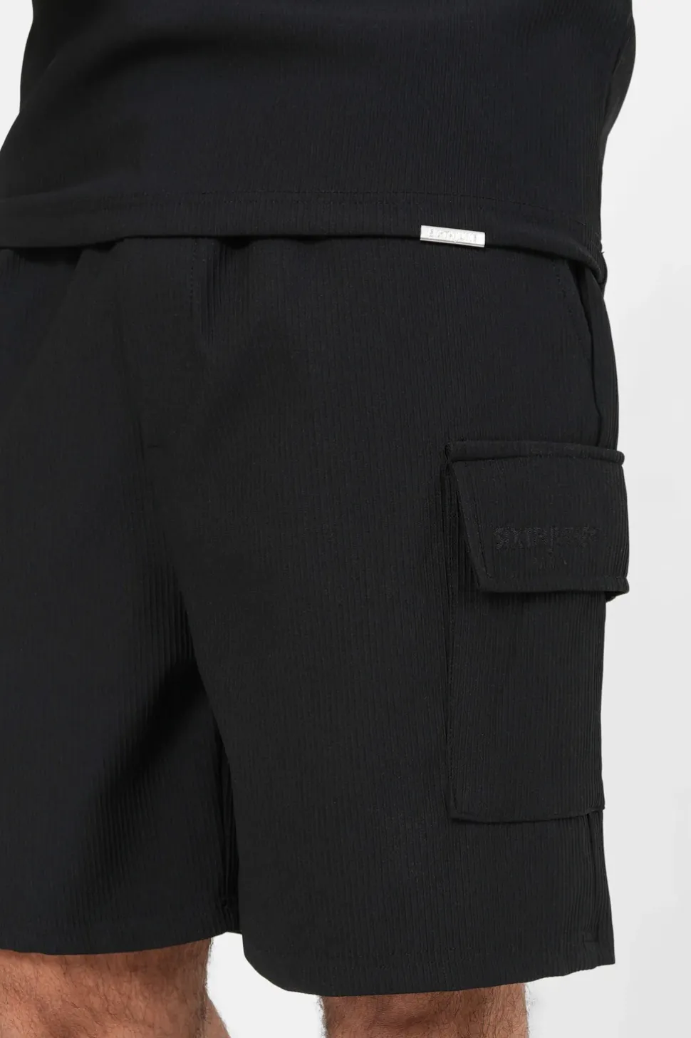 Short Poches Cargo Plisse Noir