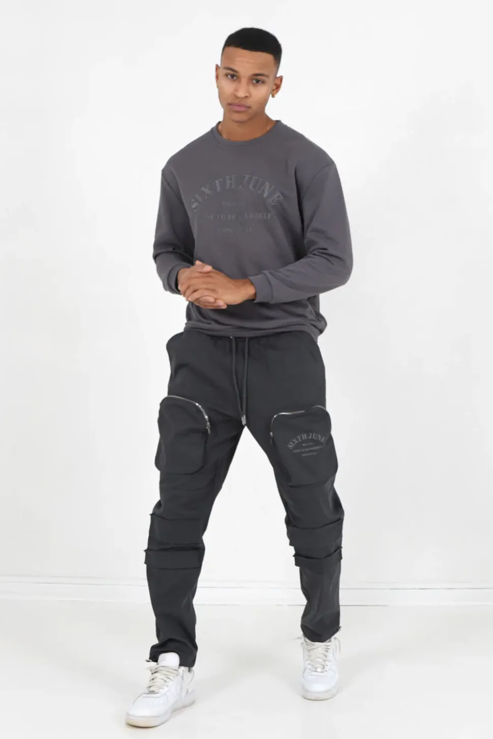 Sweatshirt Broderies Gris Fonce