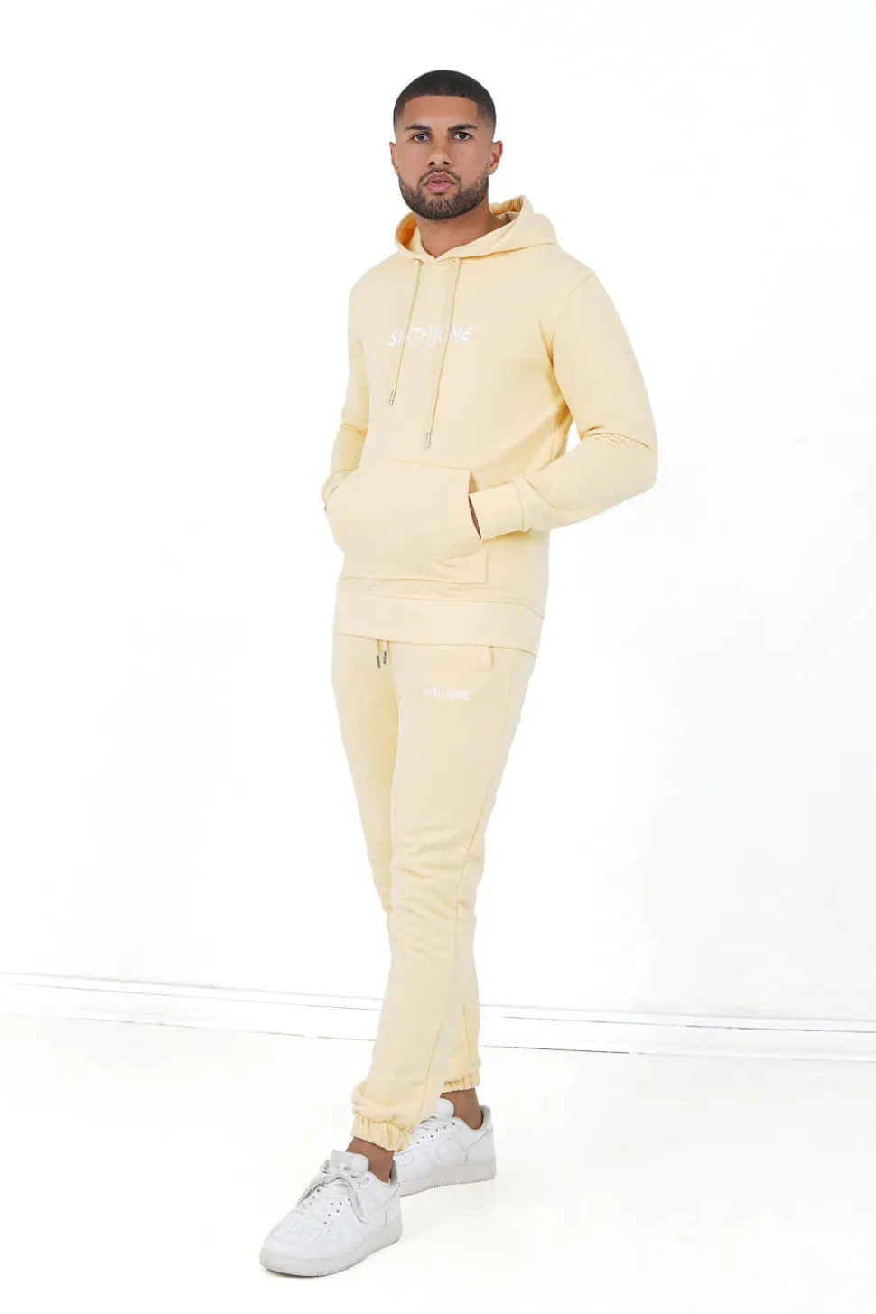 Sweatshirt Capuche Logo Brode Jaune
